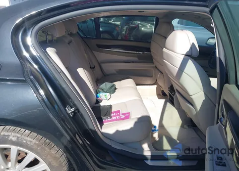 2010 BMW 750Li z USA, uszkodzony, nr VIN WBAKB8C54ACY63650